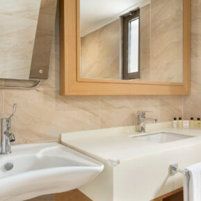 50196_guest_room_7
